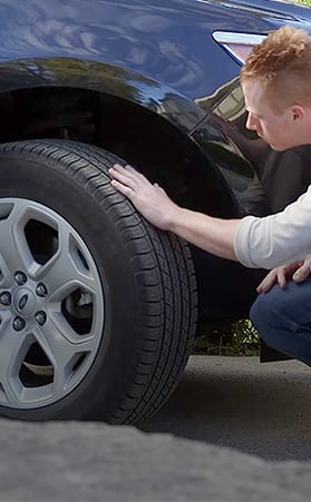 Comment vérifier l'état d'usure des pneus