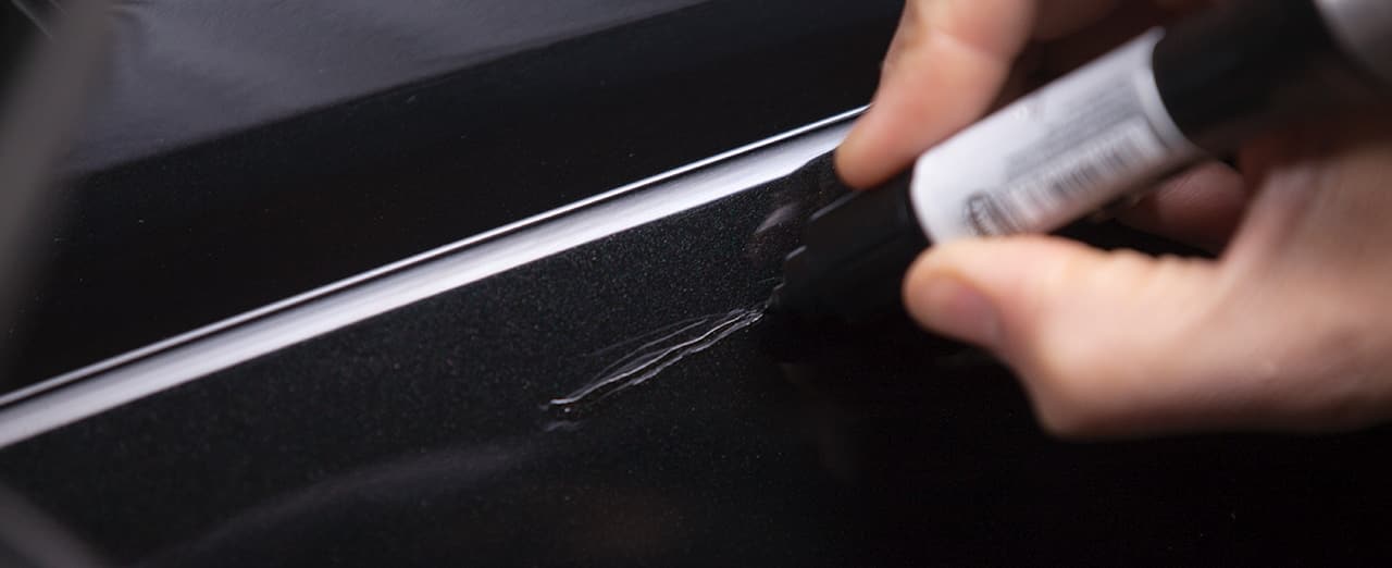 How to fix a scratch on your car Banner