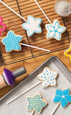 Faire des biscuits sucettes en forme d'étoile