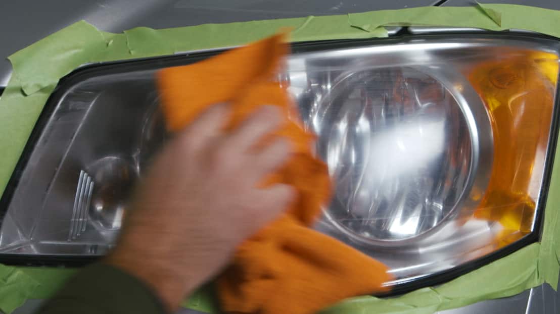 WIPE OFF HEADLIGHT AND CHECK STEP 4