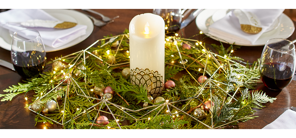 ct-howto-2016-How-to-create-a-wreath-centrepiece-1280x522-FWT