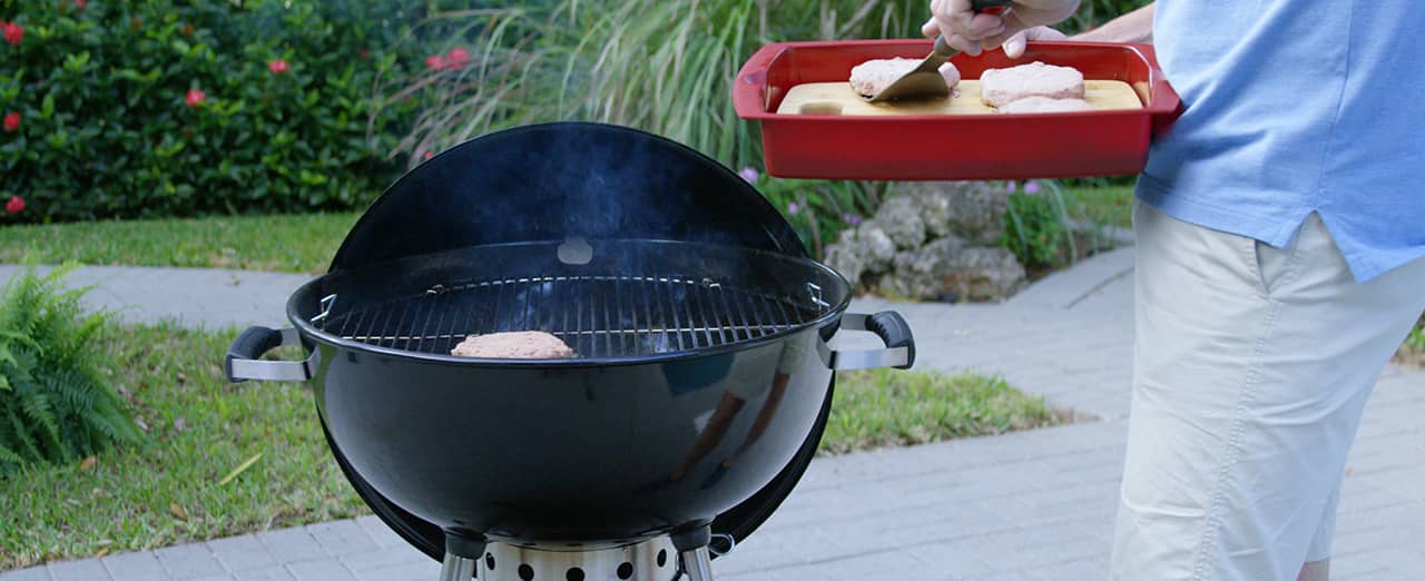 How to use a charcoal grill banner