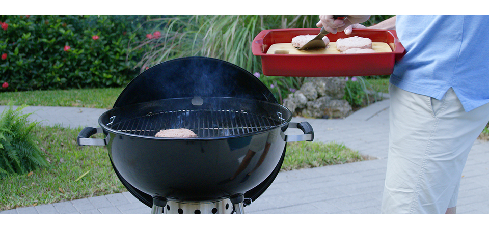 How to use a charcoal grill banner