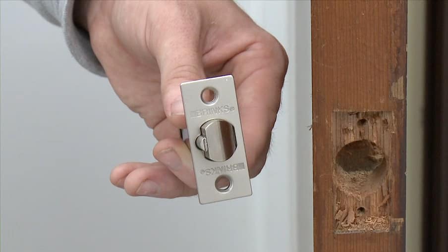 05-small-projects-2015-replace-doorlock-install-latch