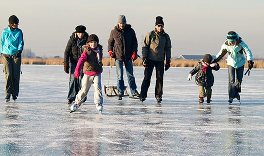 whentosharpenyourskates skating-outdoor