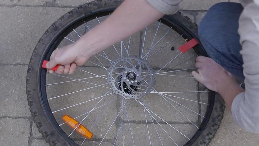 How to change a bike tire banner Step5