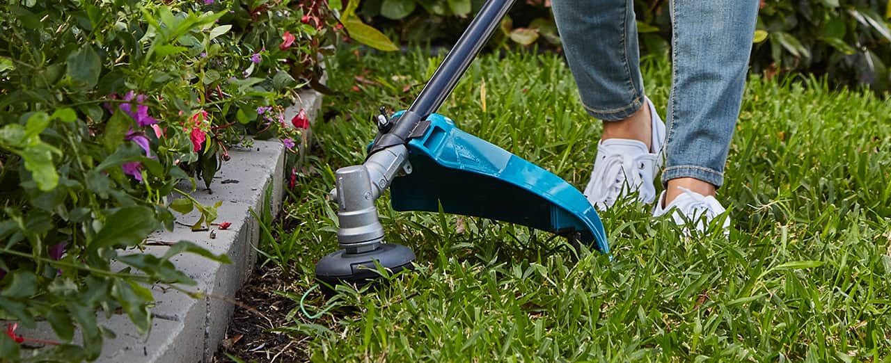 ct-howto-2016-Outdoor-ChooseaGrassTrimmer-1280x522-FWT