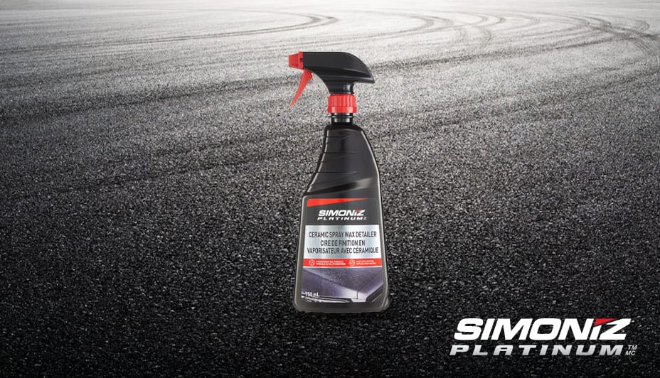 A bottle of SIMONIZ Platinum Spray Wax Detailer.