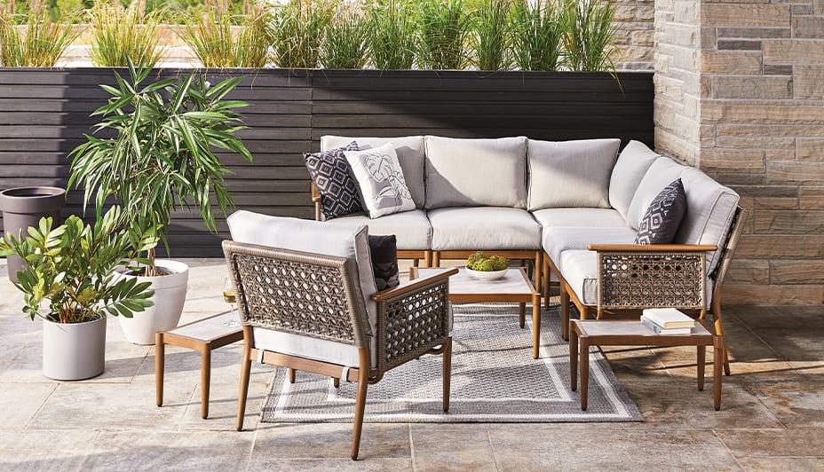 Canvas Baffin conversation sectional set on a patio.