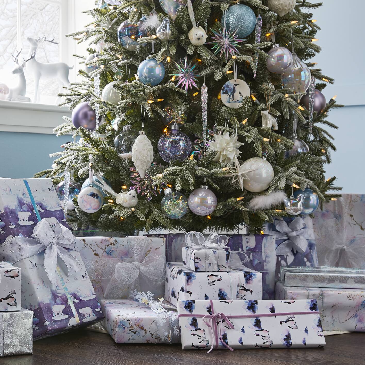 CANVAS Nordic Lights Ornaments Collection