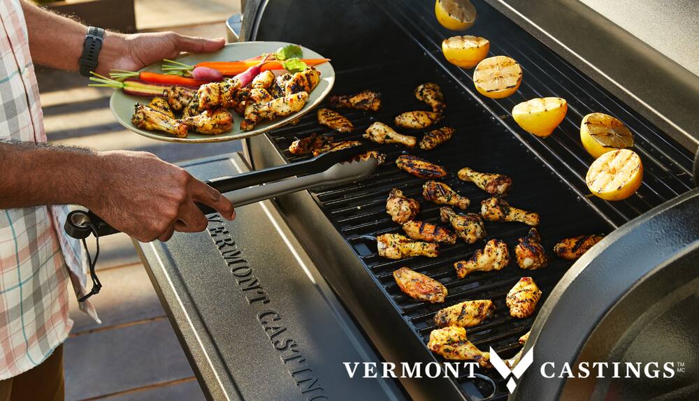 VERMONT CASTINGS WOODLAND™ 1080 SQ. IN. PELLET GRILL