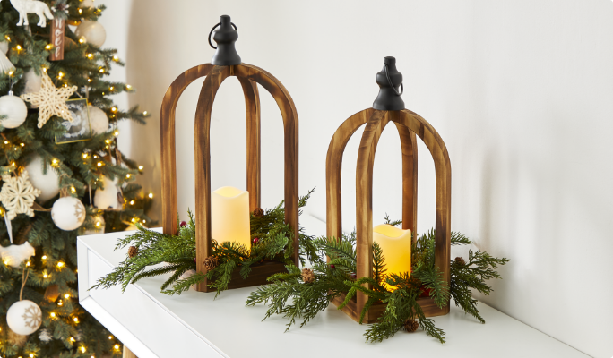 Christmas Candles, Lanterns & Accessories