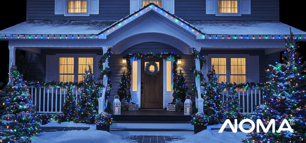 Front of a home decorated with NOMA Constant-Lit LED Lightshow.