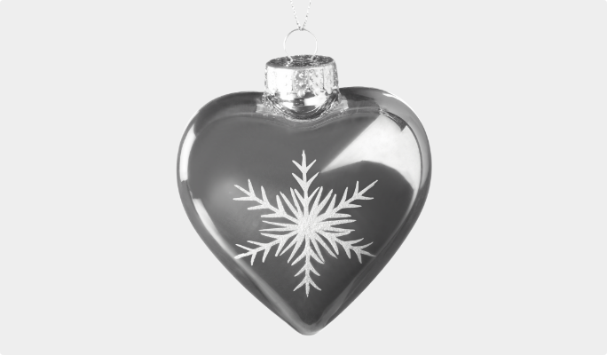 CANVAS Silver heart ornament