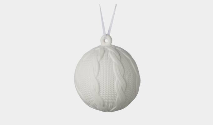 CANVAS White ceramic knit ball ornament 
