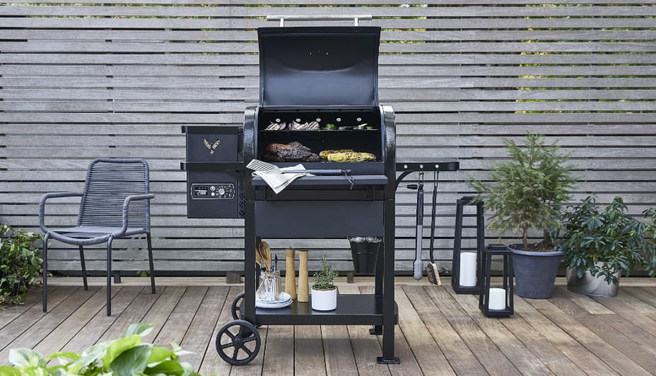 Vermont Castings Woodland™ 750 Sq. In. Pellet Grill