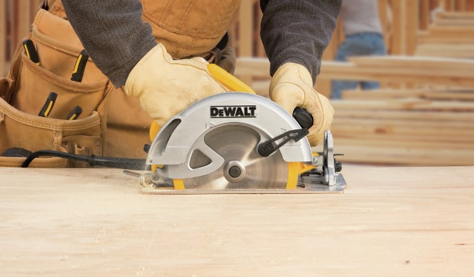 How to choose a portable saw