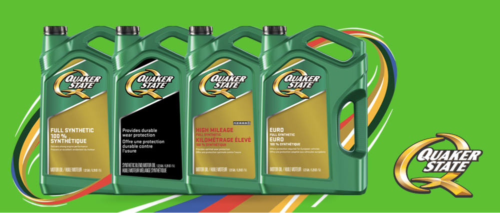 Quatre bidons d'huile moteur Quaker State, dont les huiles entièrement synthétiques et à fort kilométrage.