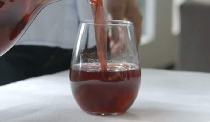 Comment enlever une tache de vin
