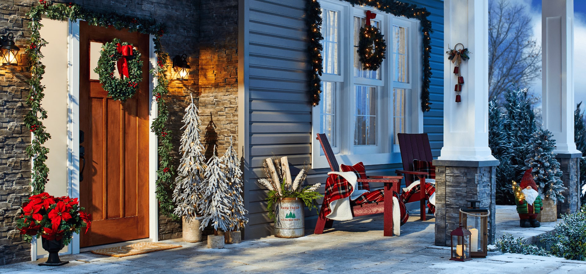 Décorations de Noël sur le porche d’entrée.
