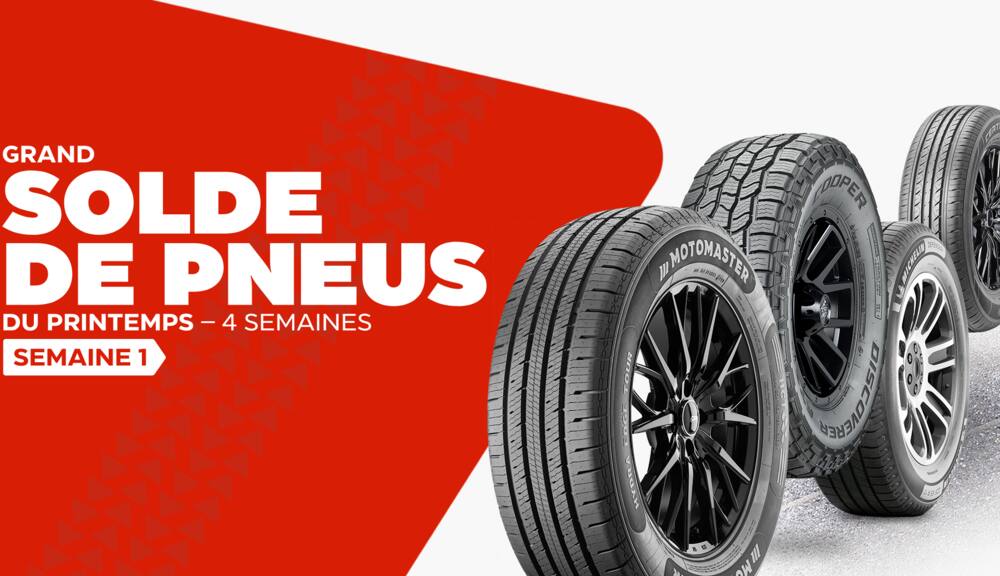 Pneus disposés en rangée.