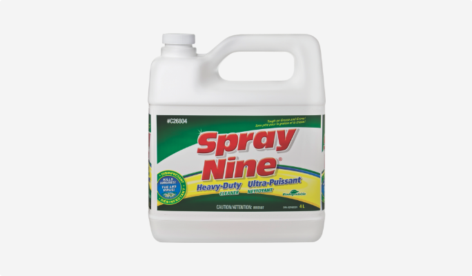 Un bidon de 4 L du nettoyant Spray Nine à service intensif.