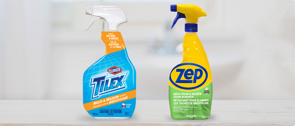 Détachant pour éliminer les taches de moisissure Zep et vaporisateur nettoyant Clorox Tilex sur un comptoir.