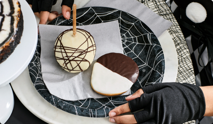 Halloween Party Spider Web Dinner Plates