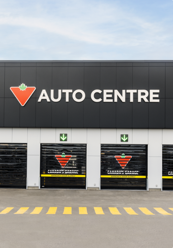 Prenez soin de votre voiture grâce aux services de réparation et d'entretien offerts au centre automobile Canadian Tire.