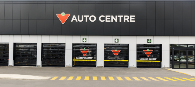 Prenez soin de votre voiture grâce aux services de réparation et d'entretien offerts au centre automobile Canadian Tire.