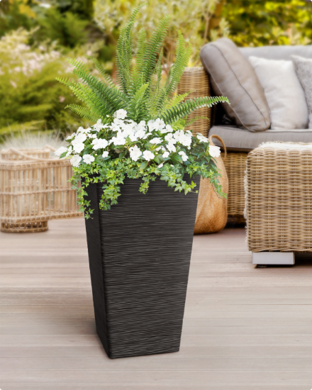 Avondale Seagrass Tapered Planter. 