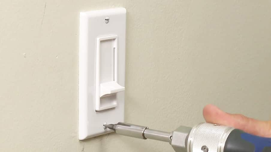 2015 Install a dimmer attach face plate