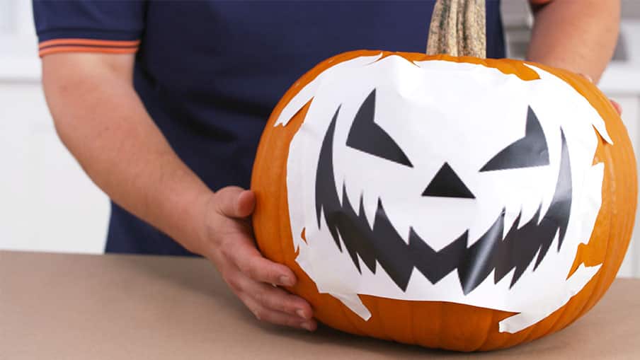 How to carve a pumpkin 03