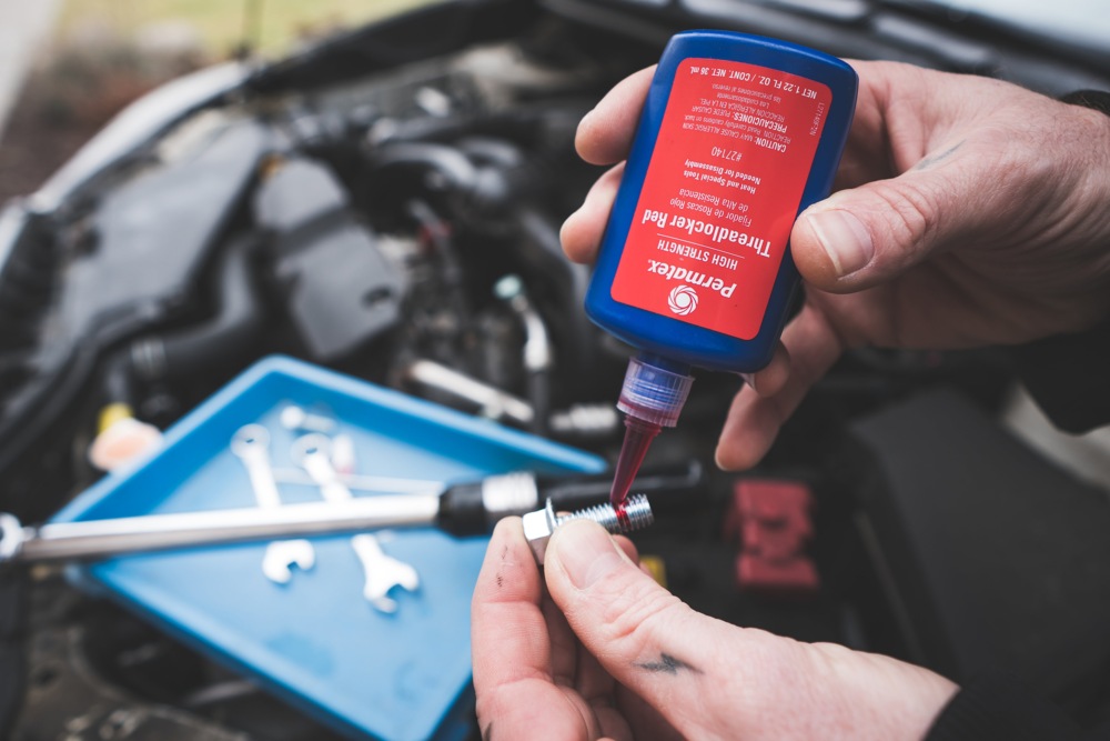 Permatex® 26242 HighStrength 262 Threadlocker, Red, 36mL Canadian Tire