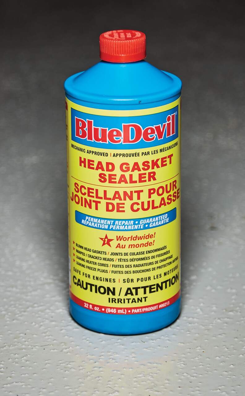 Scellant pour joint de culasse BlueDevil, 946 ml