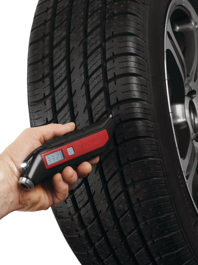 MotoMaster Digital Tire / Depth Gauge w/ Light, 599 PSI Canadian Tire