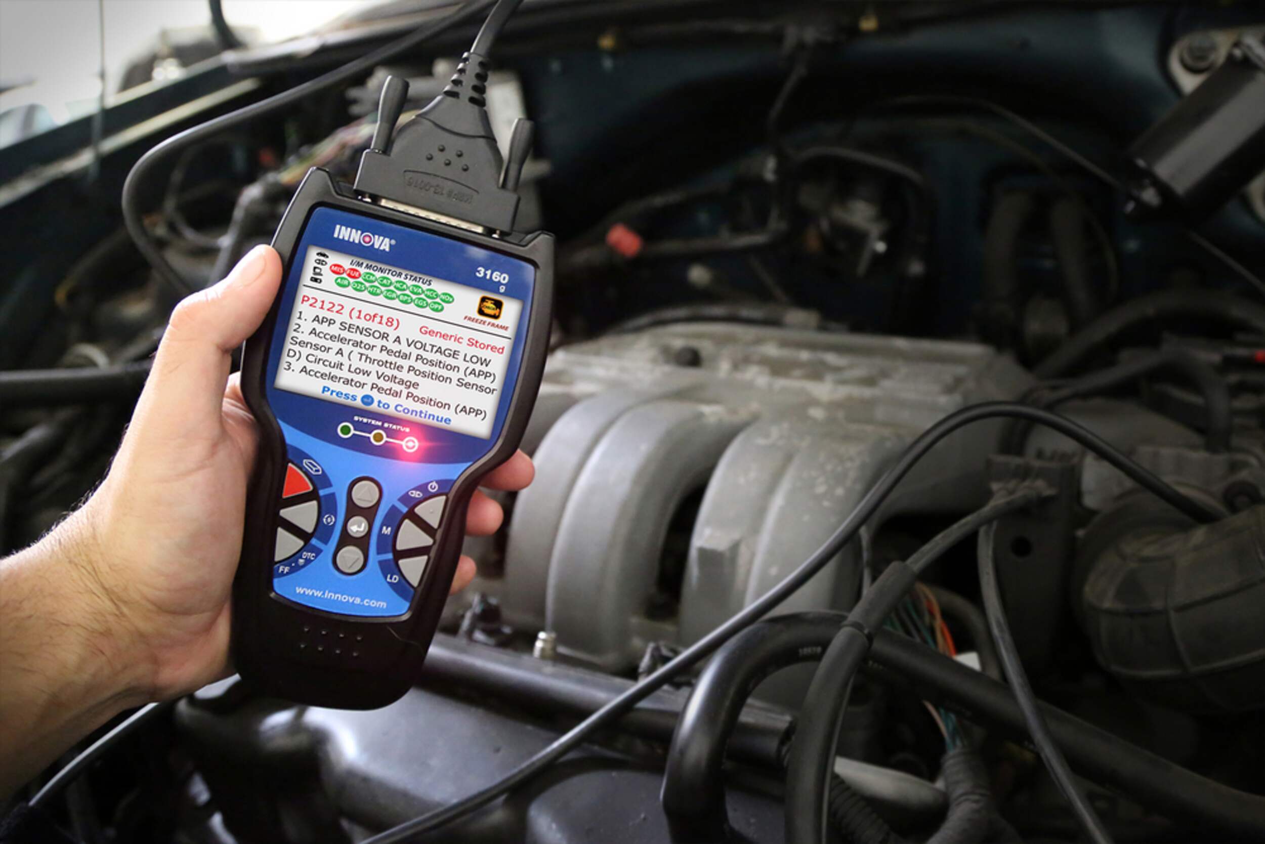 Innova TR413 OBD2 Diagnostic Vehicle Code Reader / Scan Tool w/ ABS