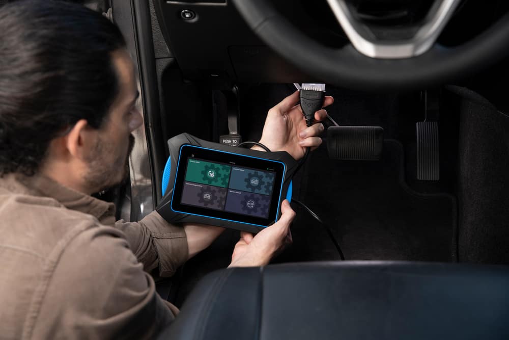 Innova 7111 OBD2 Smart Diagnostic System Tablet Canadian Tire