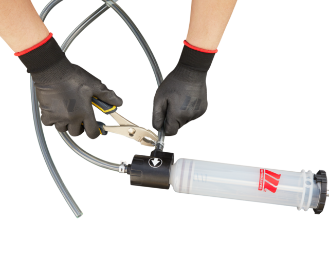 MotoMaster Fluid Transfer Pump, MultiPurpose Syringe, 550mL