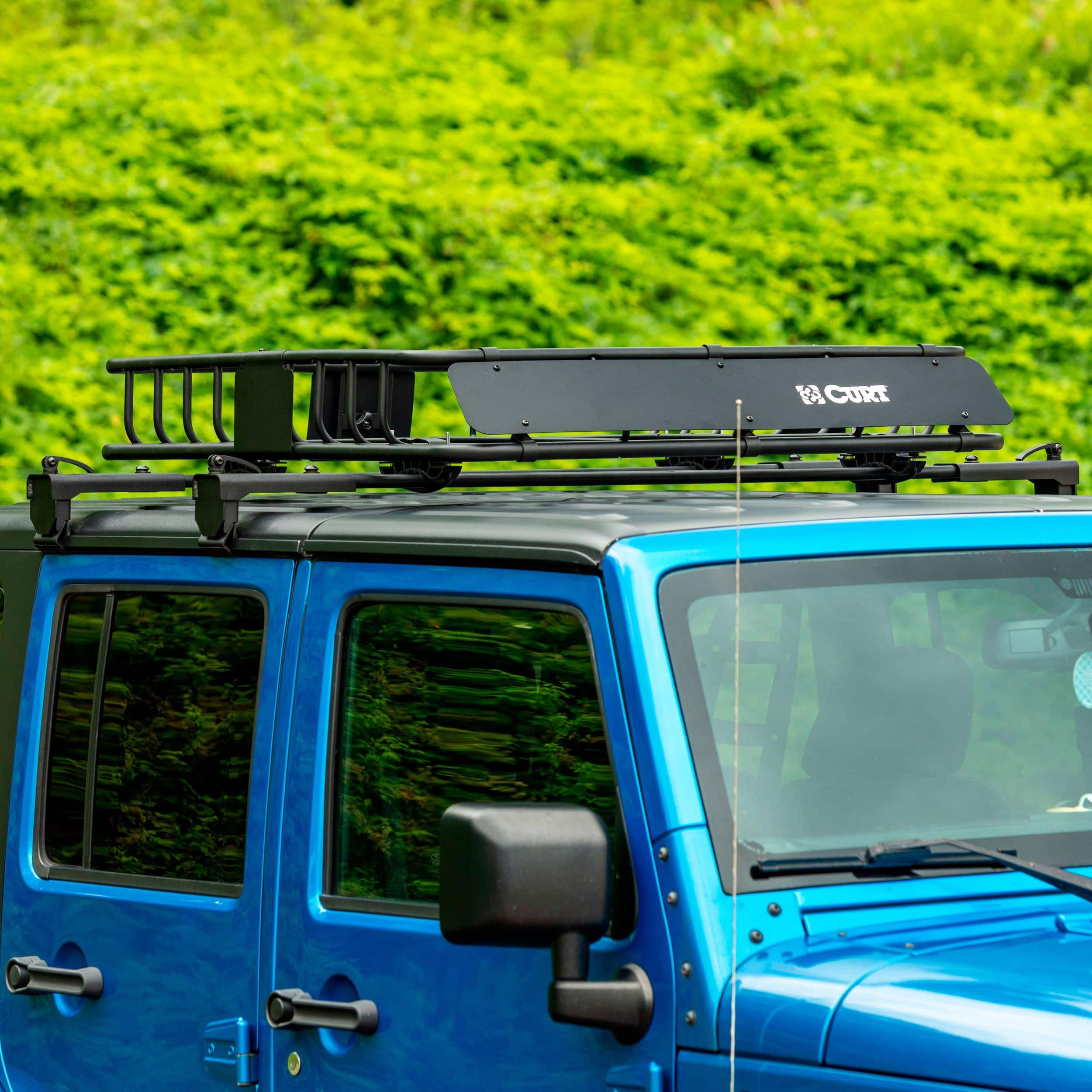 CURT 18119 Quick Release Roof Rack Crossbars Black Steel Select Jeep Wrangler JK