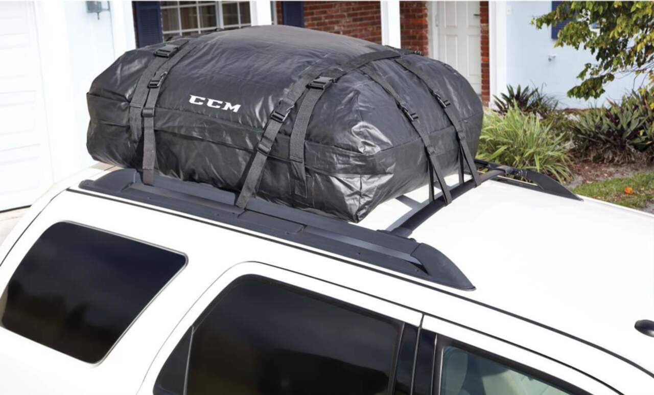 https://media-www.canadiantire.ca/product/automotive/automotive-outdoor-adventure/auto-travel-storage/0401181/ccm-rooftop-bag-standard-14-cu-ft-4804957c-38f6-4366-a2e7-de4bc33c833b.png?imdensity=1&imwidth=640&impolicy=mZoom