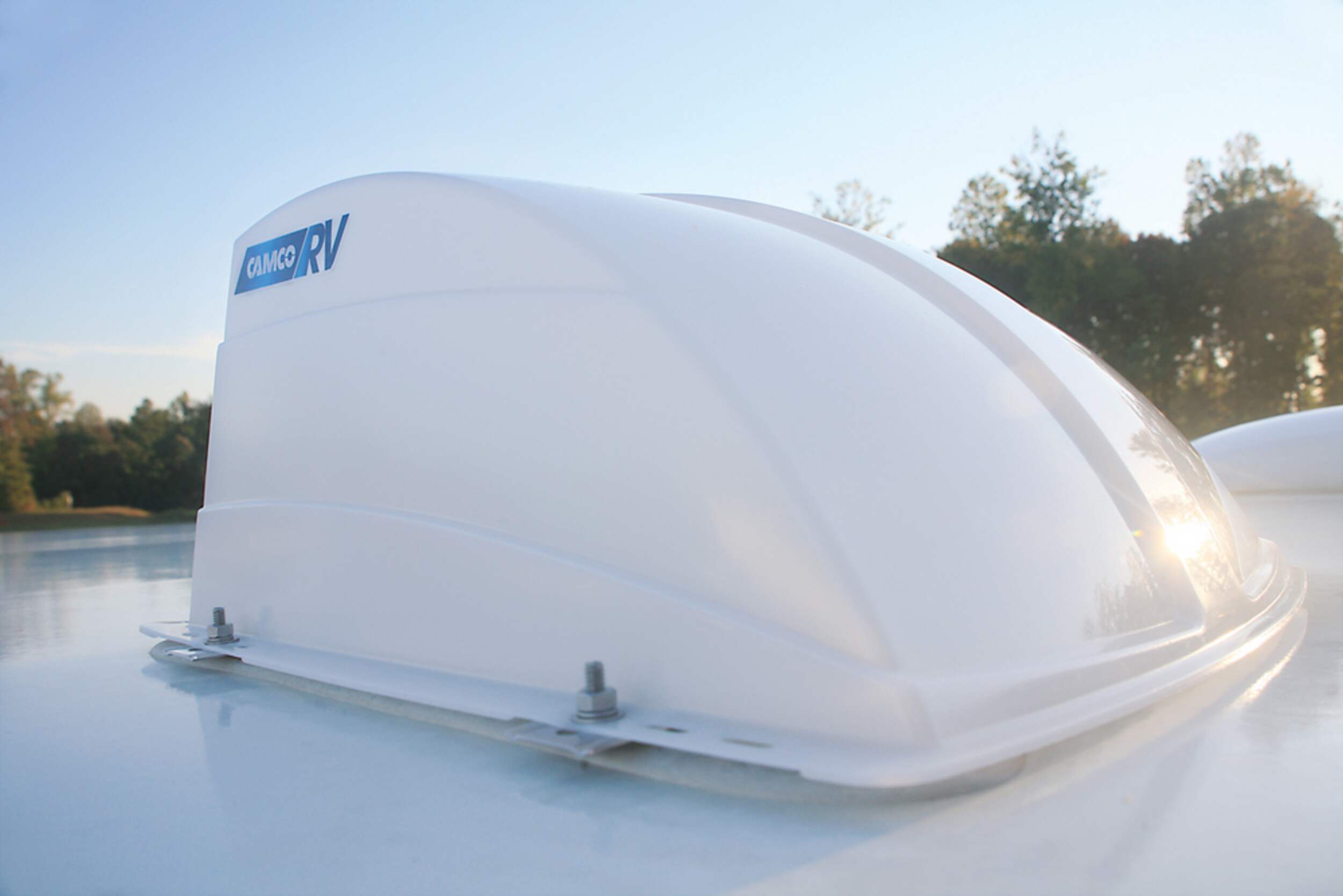 CAMCO UV Resistant RV Roof Vent Cover for 14x14in RV Vent Canadian Tire