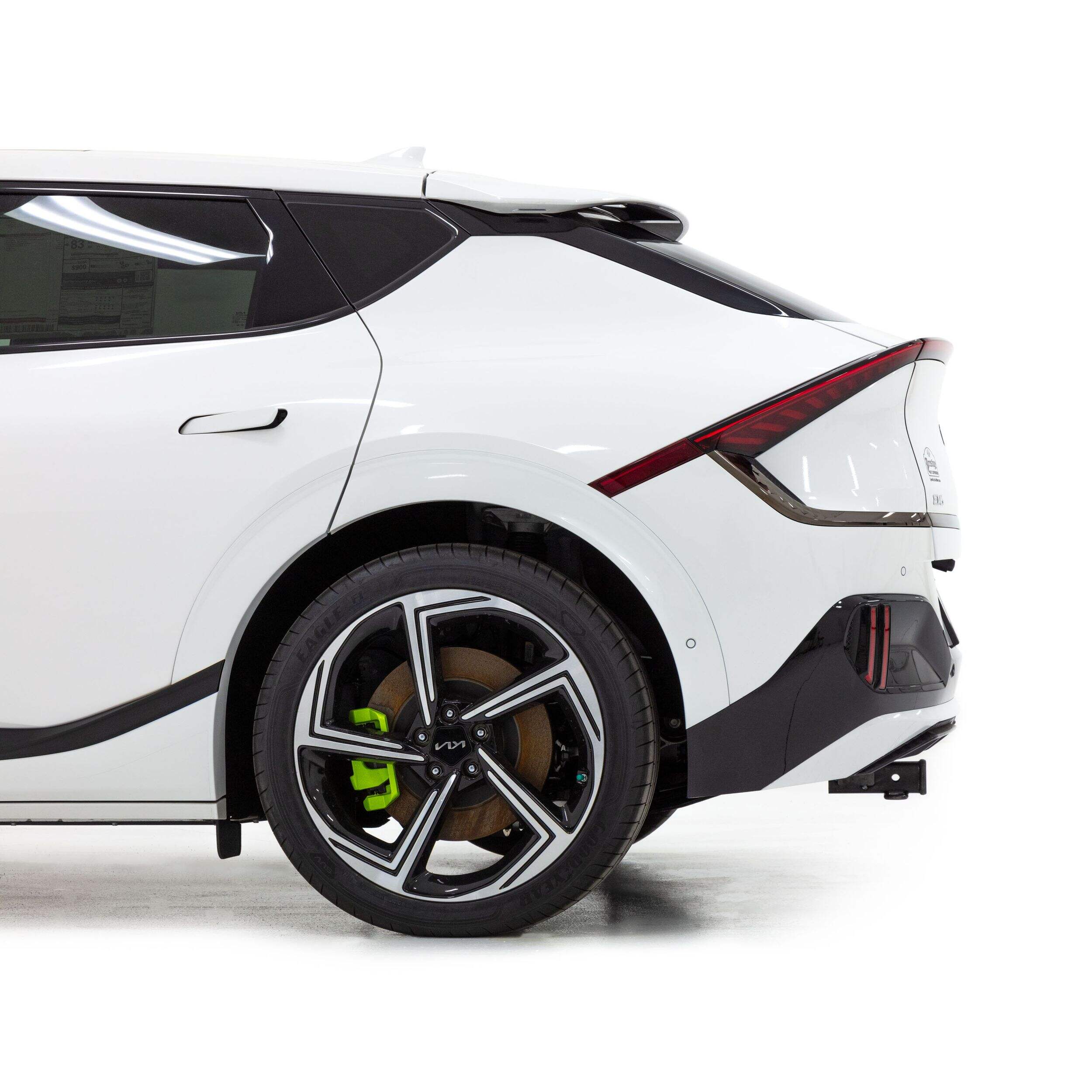 Attelage de remorques CURT 13603 classe 3, récepteur de 2 po, convient à certains véhicules Kia EV6 Side_Right