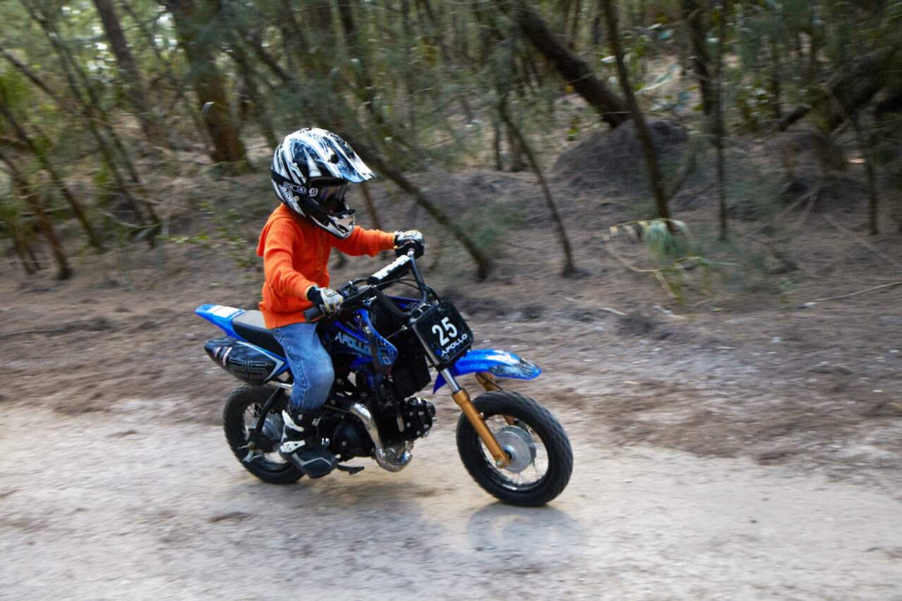 Apollo adr 70 dirt best sale bike