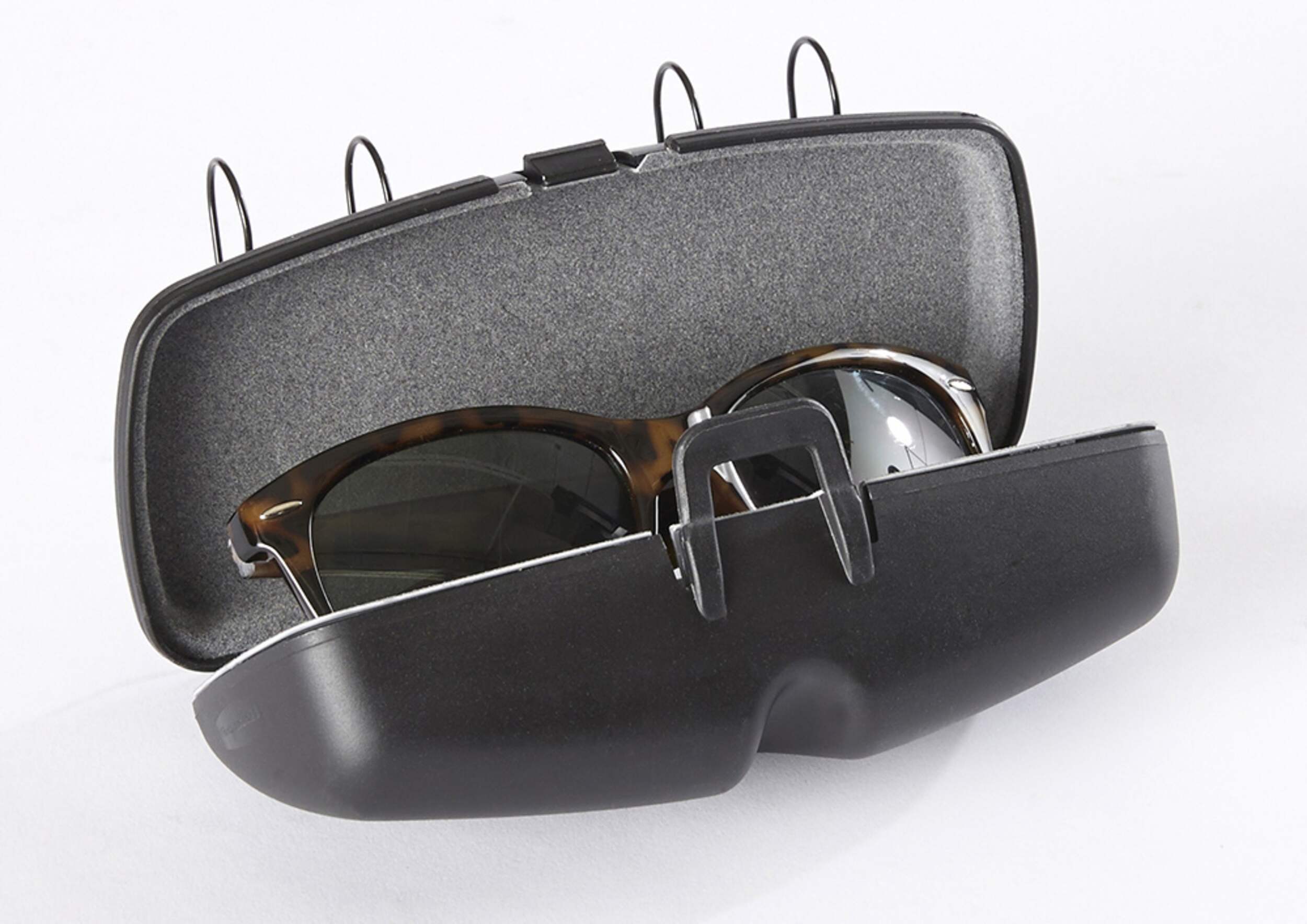 Boîtier à lunettes Rubbermaid Overhead_Plunge