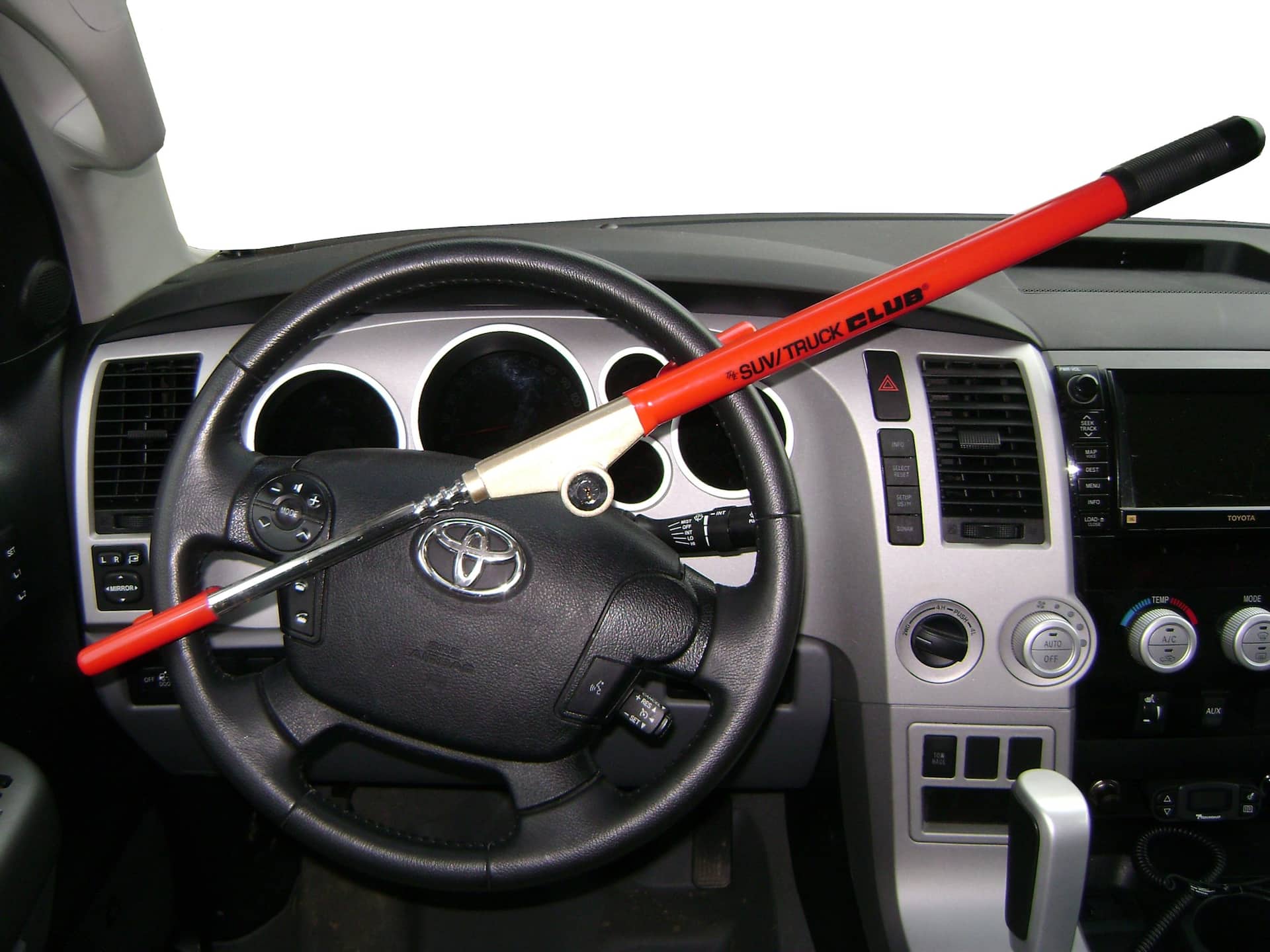 The Club SUV & Truck Steering Wheel Lock | Canadian Tire