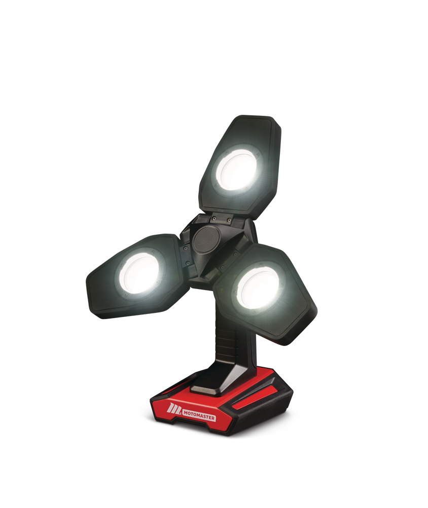MotoMaster HeavyDuty Tripod 2200 Lumens 3Blade Work Light Canadian Tire