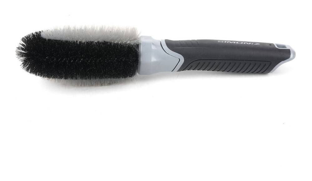 The best wheel brushes make cleaning your wheels easy - EV Pulse