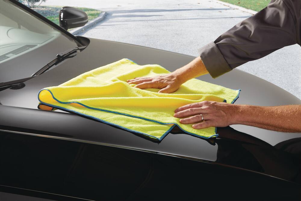Drying and Cleaning Cloths Pack of 2 Ideal for Large Areas and Cars Extra Large Microfibre Cloths 