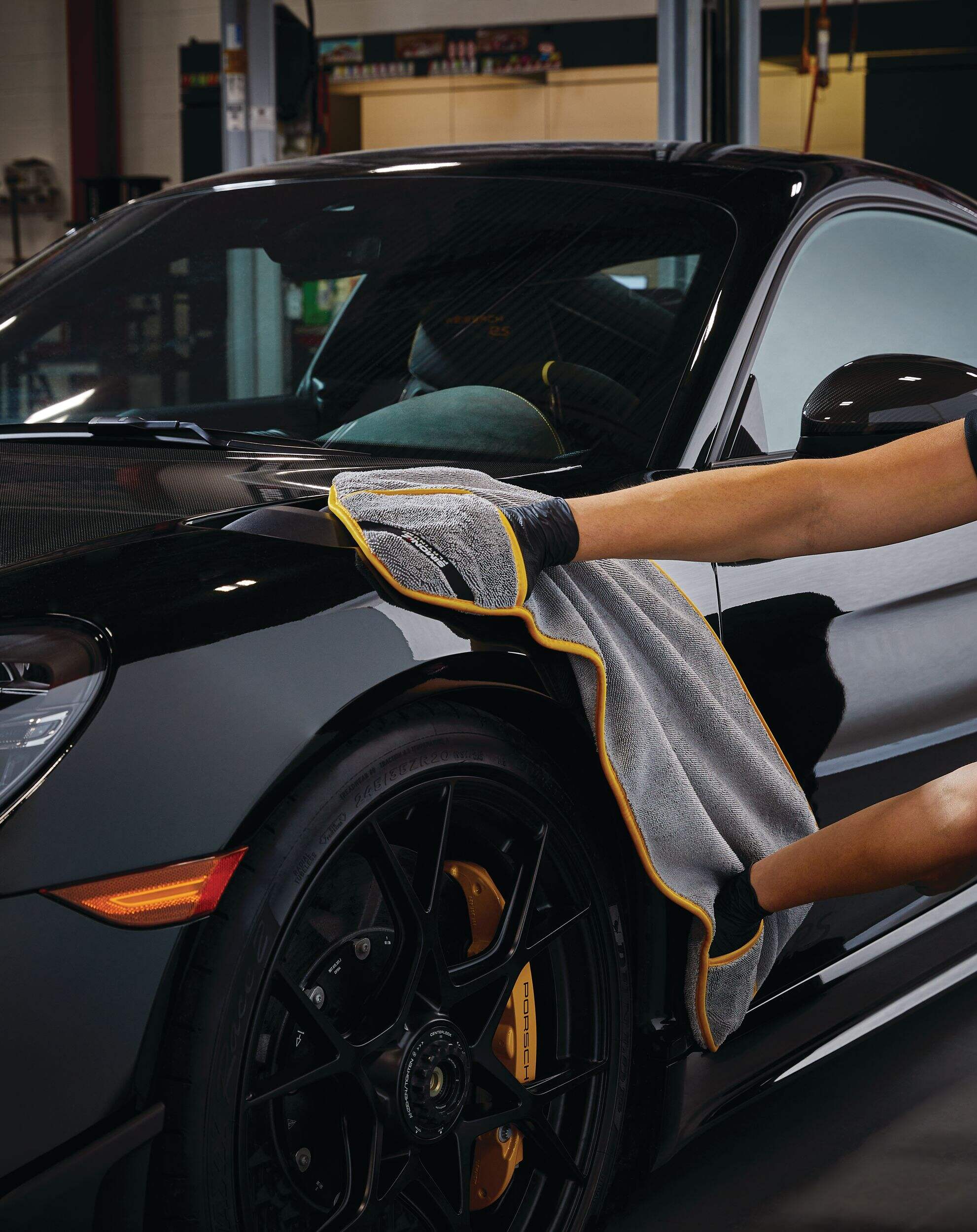 Simoniz Platinum Pocket Drying Towel, Streak/Scratch-Free Composite_or_Mixed